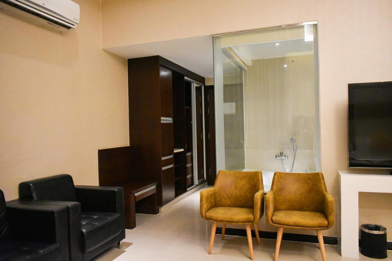 Mg Grand Hotel Олонгапо Екстериор снимка