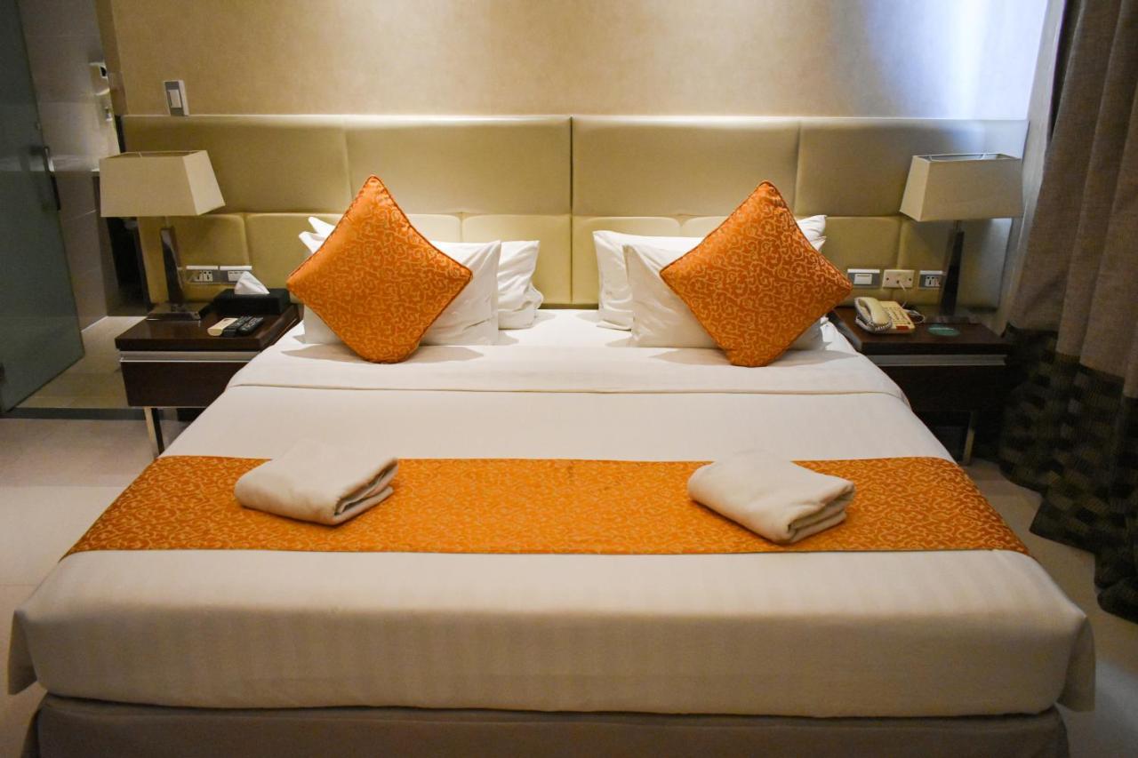 Mg Grand Hotel Олонгапо Екстериор снимка