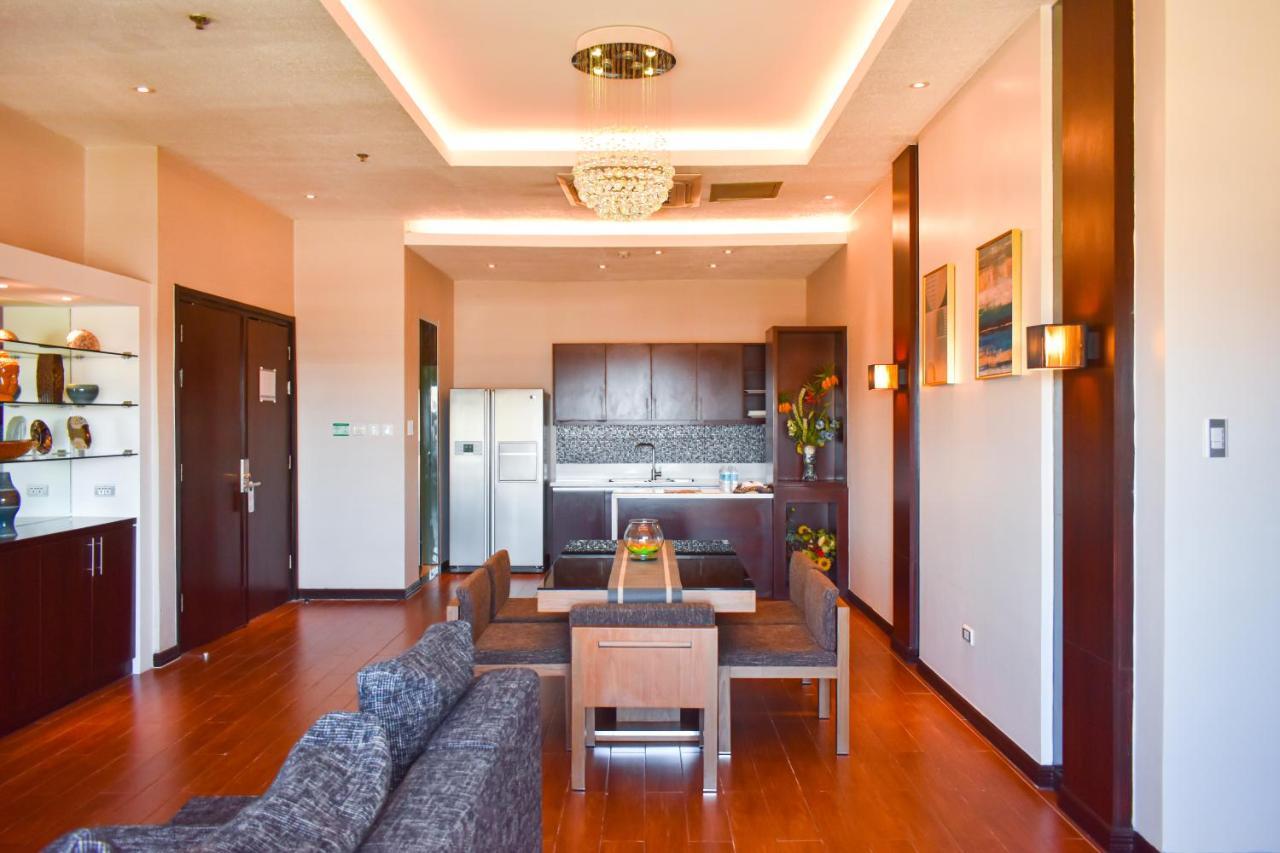 Mg Grand Hotel Олонгапо Екстериор снимка