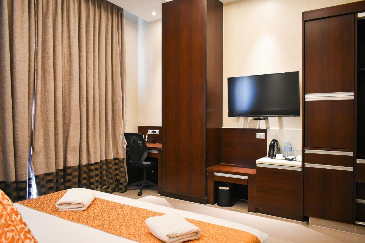 Mg Grand Hotel Олонгапо Екстериор снимка